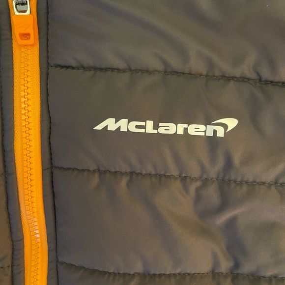 McLaren Black and Orange Renault Down Filled Vest / Team Gilet - Never Worn!! - Picture 3 of 10